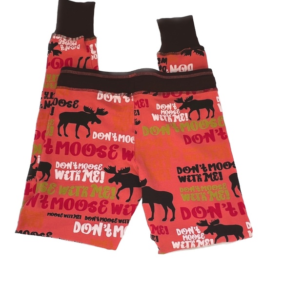 New LAZY ONE Canada PJ Leggings Moose Bottoms Size XS Dont Moose With Me Peach - Picture 3 of 7